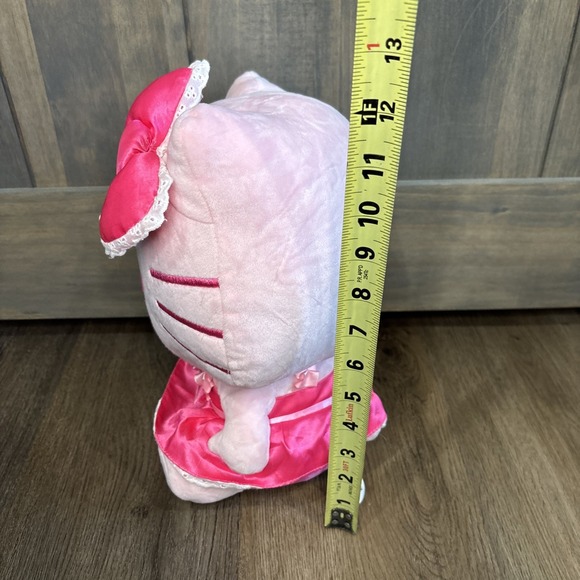 Hello Kitty Friends 12" Pretty‎ in Pink Monochrome Plush 2024 - Picture 7 of 7